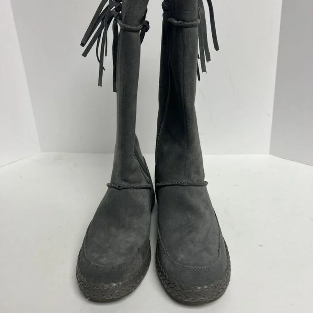 UGG Women's Emerie, Gray Fashion Boots, Size 5 M